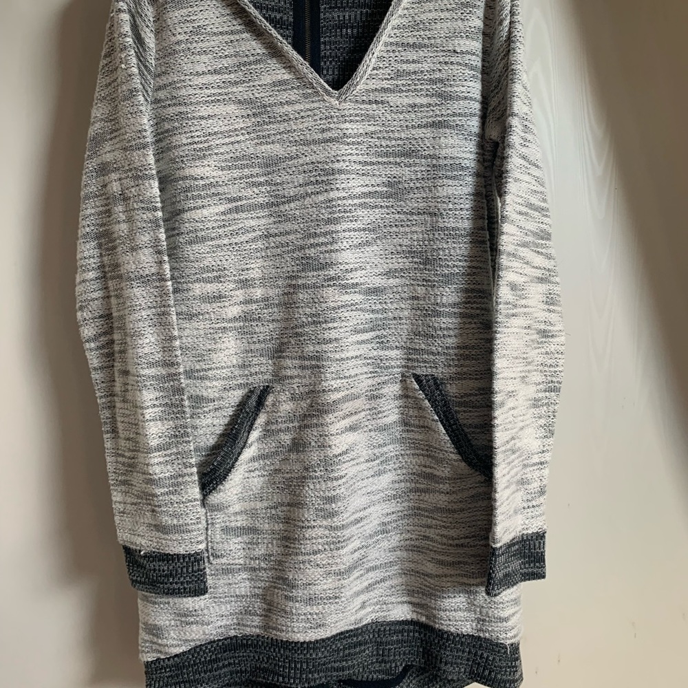 Women’s Sweater